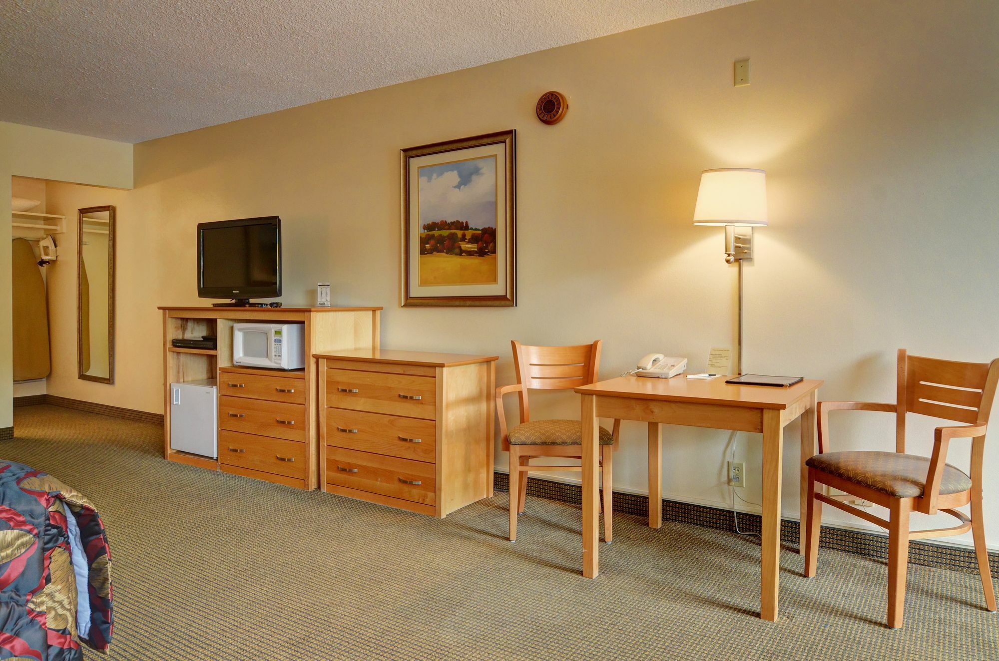 Campus Inn&Suites Eugene Downtown Exterior foto